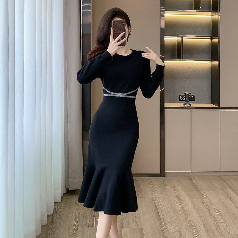 针织连衣裙女广州十三行女装春季新款收腰包臀毛衣鱼尾裙子小香风