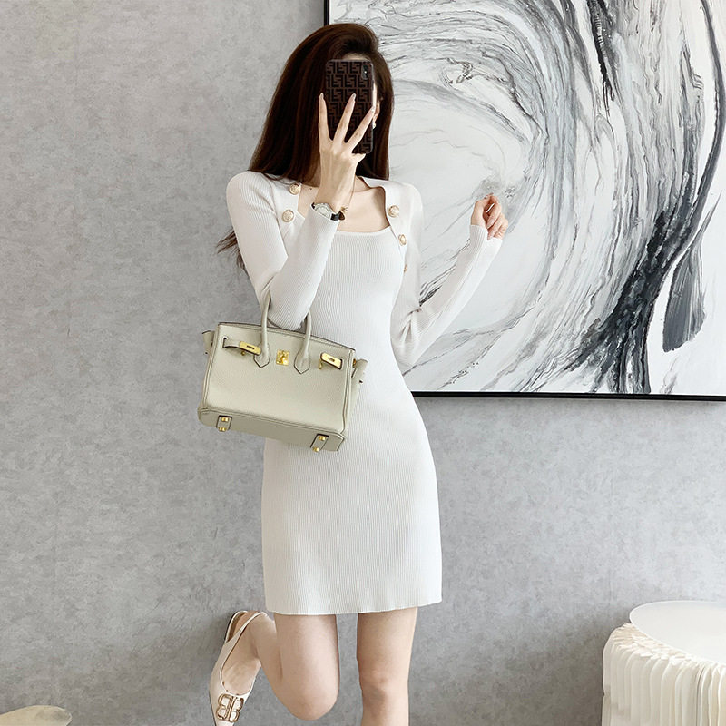 白色冰丝针织连衣裙女2023早春十三行新款小香风长袖套头包臀裙子