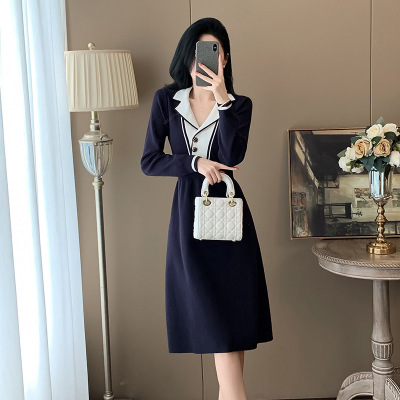 秋冬季小香风女装V领长袖针织连衣裙高级感修身显瘦长款A字毛衣裙