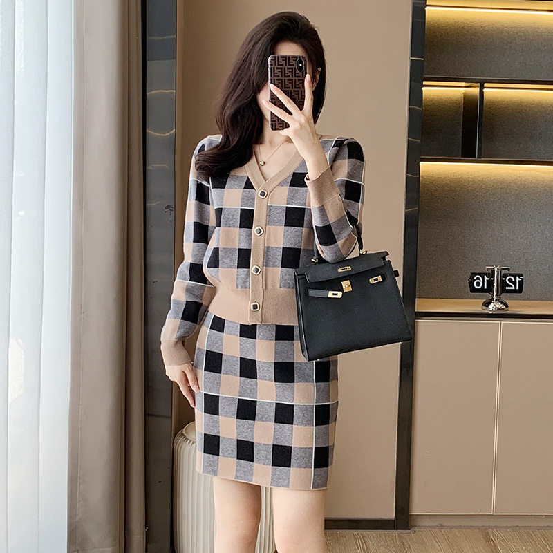 针织套装裙女2023秋新款名媛小香风洋气小个子时尚休闲两件套装裙