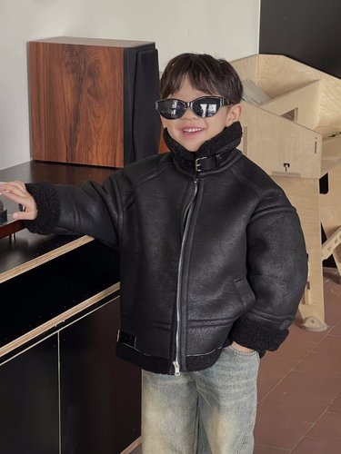 男童加绒皮衣2023新款秋冬装