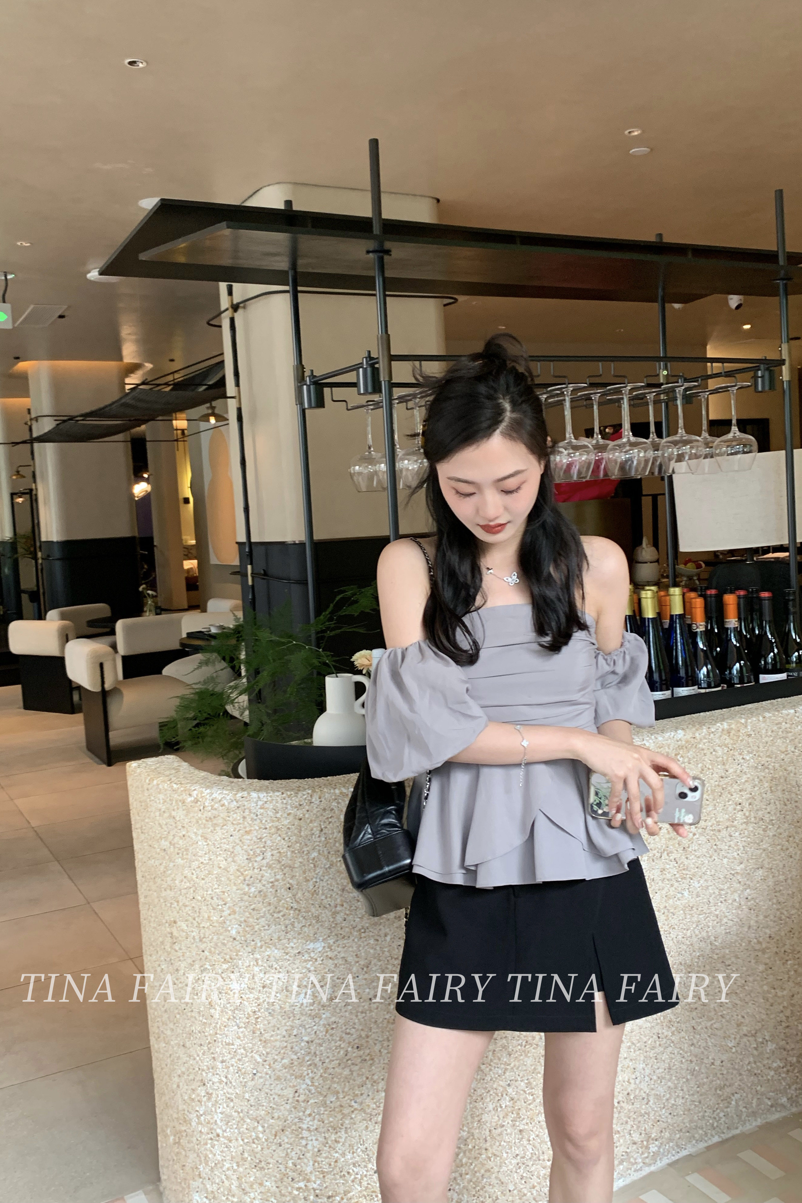 tina/黑色开衩裤裙