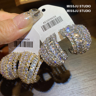 轻奢小众质感宽版梯方钻圆弧形C圈耳环镶钻耳圈简约美感复古耳钉