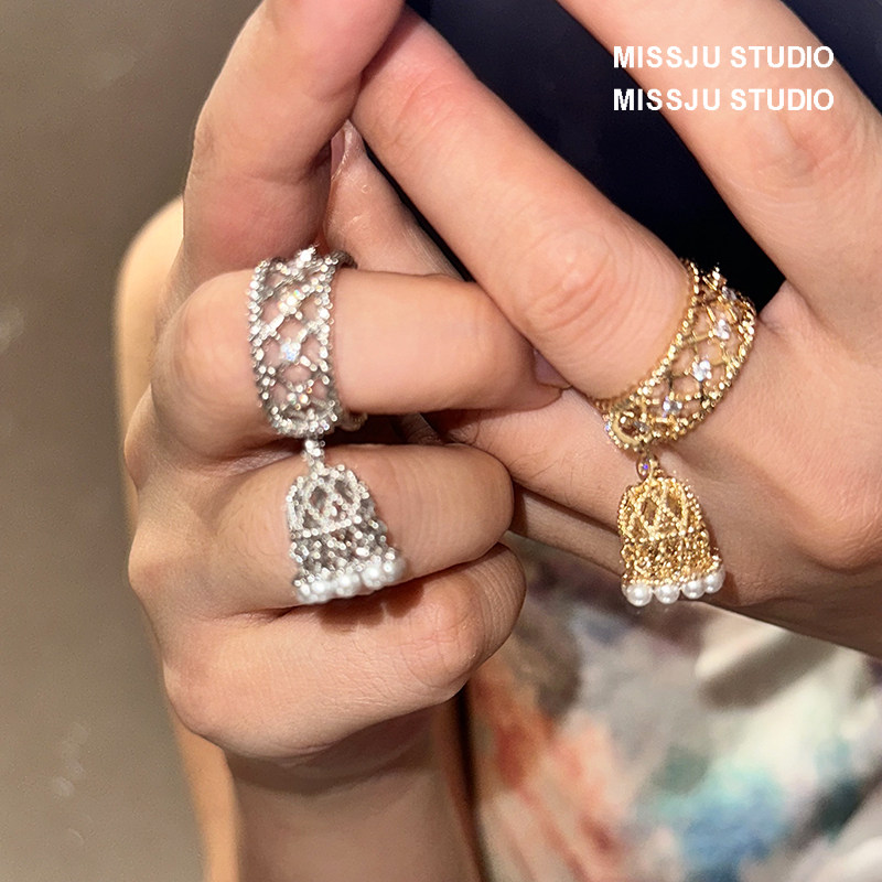 琚小姐镂空圈圈珍珠流苏戒指