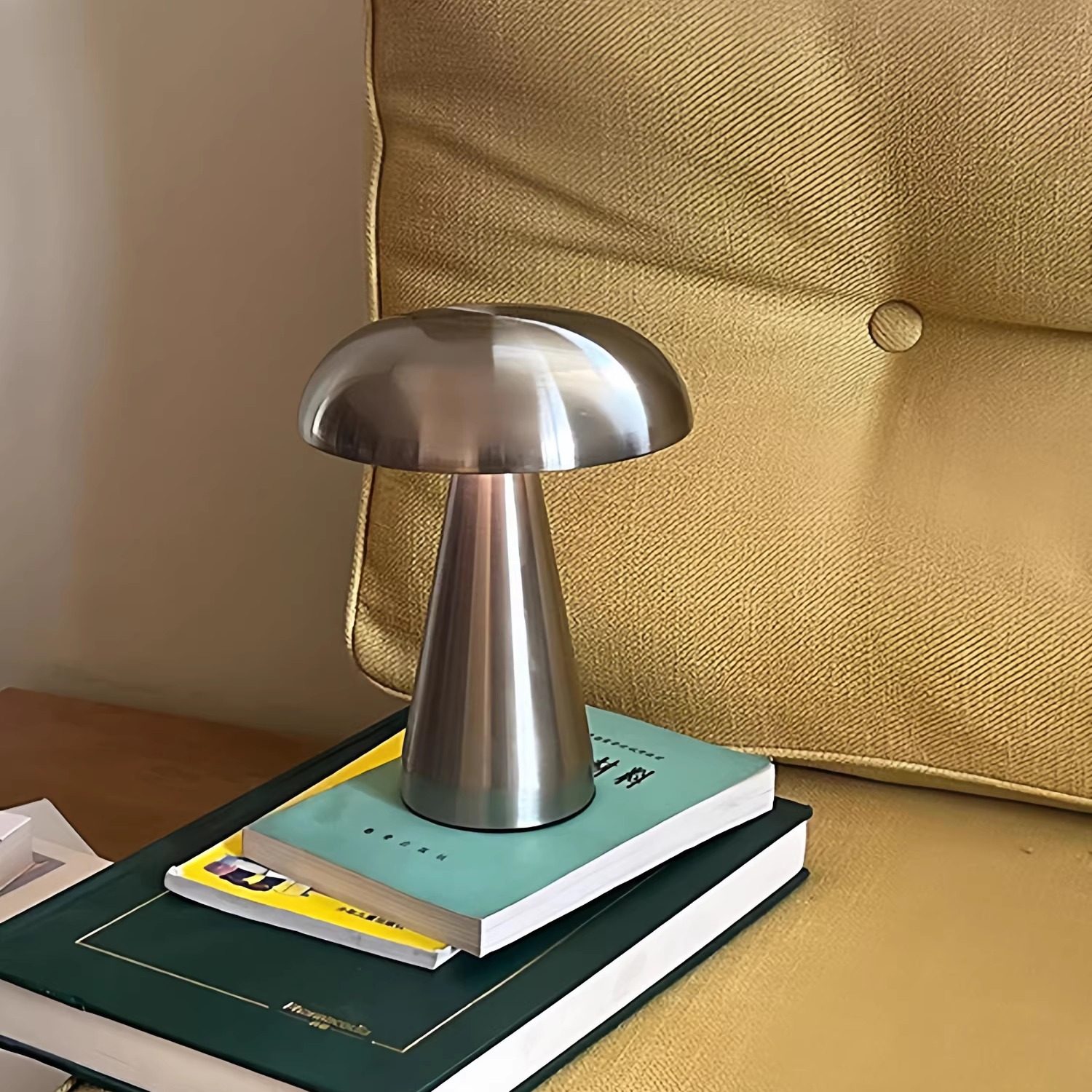 包豪斯蘑菇LED可调光台灯