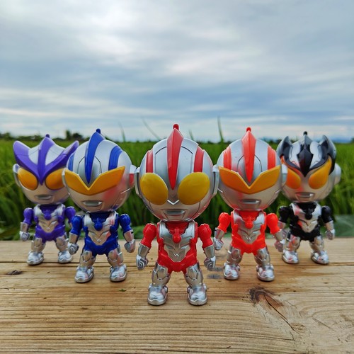 下头奥特陀螺曼发光超人益智炫酷音乐旋转对战男女孩生日礼物儿童