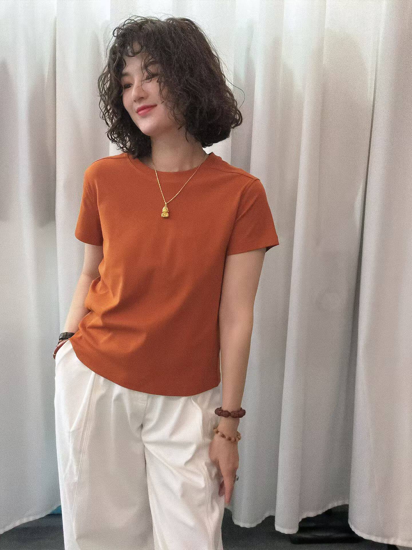 欧洲站2026年春装新款时尚后一根筋小个子短款T恤女圆领短袖上衣