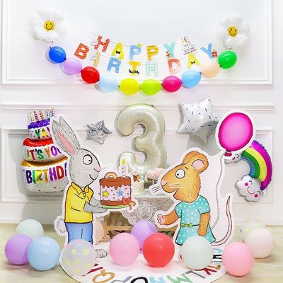 男孩女孩儿童生日周岁KT板布置皮普和波西