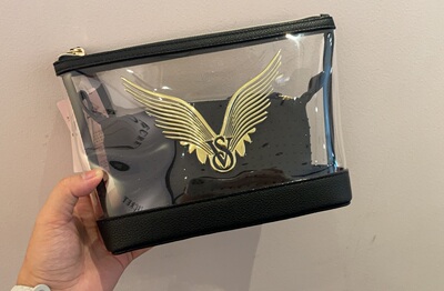 维多利亚的秘密化妆包 丝绒材质携带方便化妆包