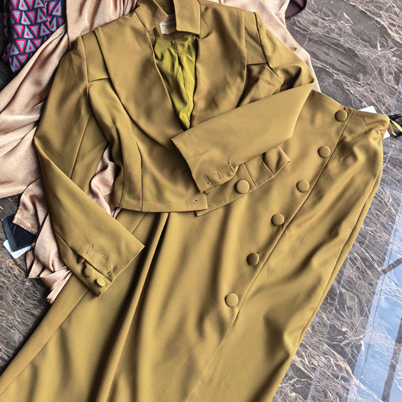 路Y家尾货西装短外套加半身裙 都市猎场土黄色秋款气质两件套,女装/女士精品,时尚套装,淘宝优惠券,粉丝福利购,淘宝优惠卷