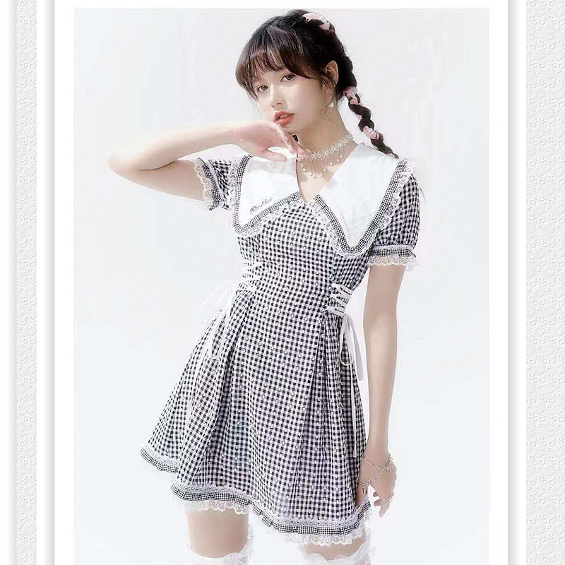 格子甜美少女短袖蕾丝清仓连衣裙图片