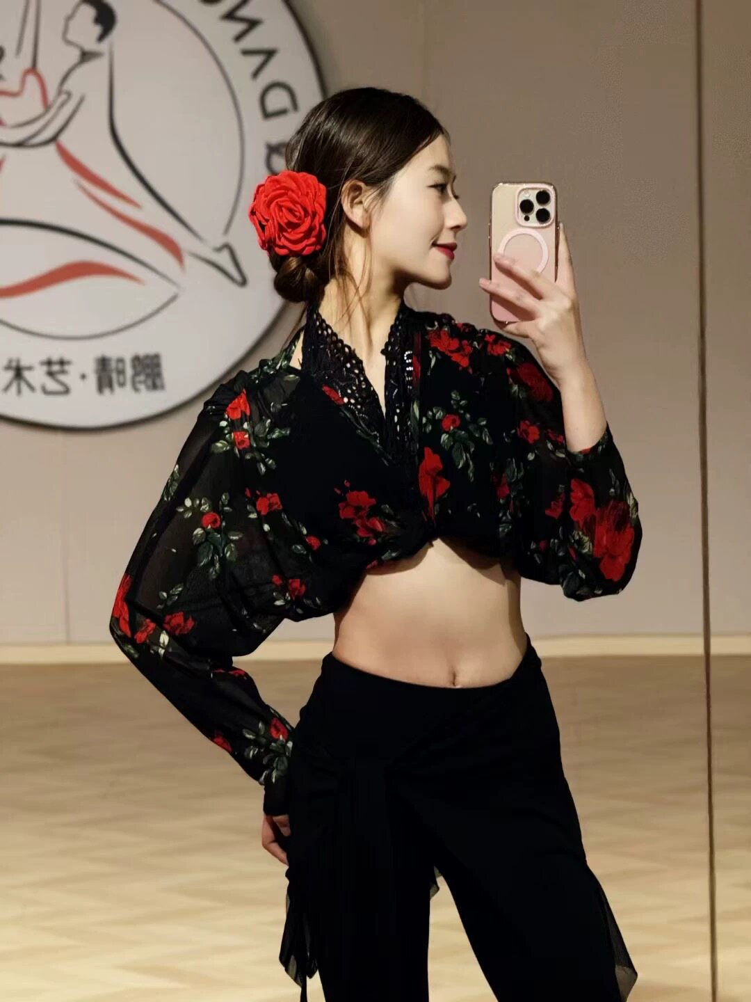 Loyal拉丁舞服玫瑰印花网纱长袖上衣短款罩衫外套练舞艺考表演女