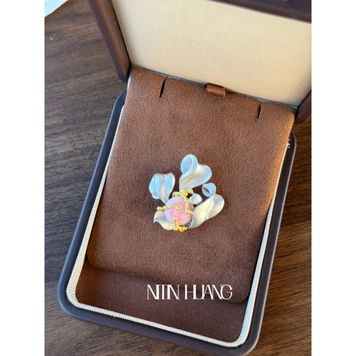 天然粉贝蛋面花朵戒指喷砂工艺