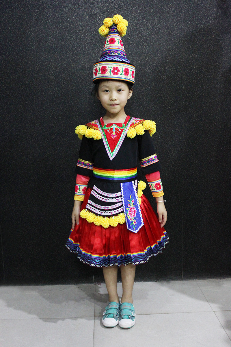 晴焱定做民族舞蹈可爱风演出服