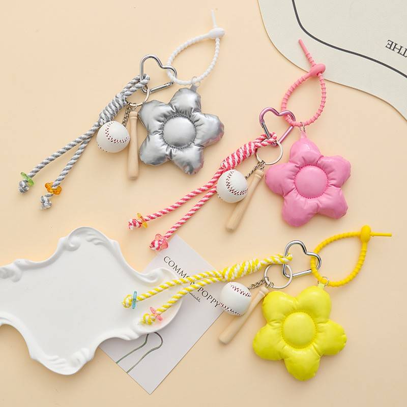 创意皮质亮面充棉花朵挂件手机壳配饰趣味钥匙扣少女装饰包挂件