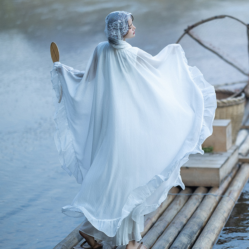 白色蕾丝连帽斗篷女春夏季中长款