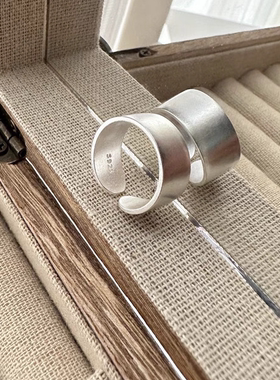 时尚小众哑光松本奈惠同款指环