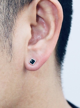 925纯银黑色几何形百搭日韩明星同款男士女士情侣小迷你款耳钉