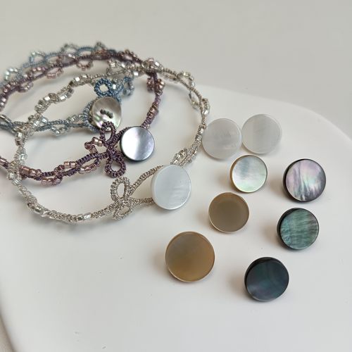 diy黑蝶黄碟白贝壳梭编手项链扣