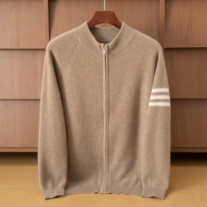 2025年秋季长袖圆领拉链开衫时尚百搭