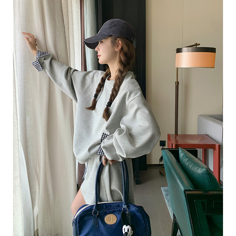 灰色休闲运动卫衣套装裙女2025春季新款韩系慵懒风时尚短裙两件套