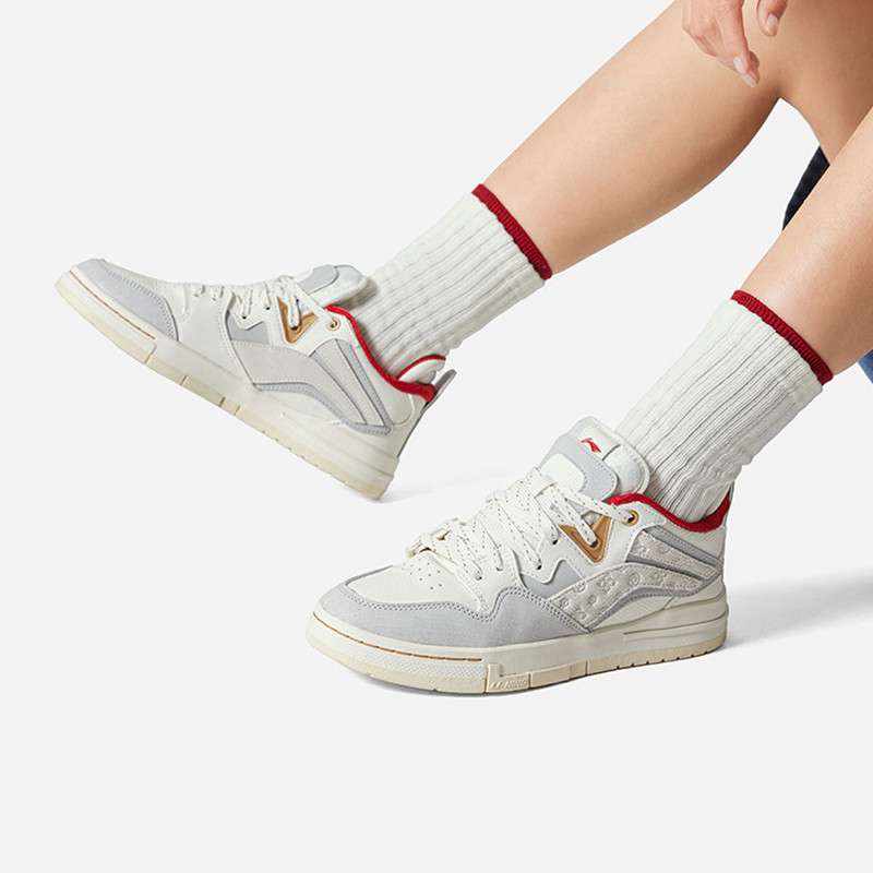 中国李宁惟吾Pro宝相男女秋冬日进斗金低帮防滑耐磨滑板鞋AEPV022