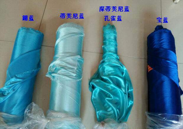 楼梯扶手装饰纱幔香槟红蓝紫白色节庆布艺用品
