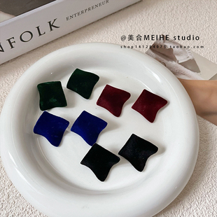 韩国洋气丝绒几何菱形耳环小众设计感不规则植绒曲面耳钉饰品女