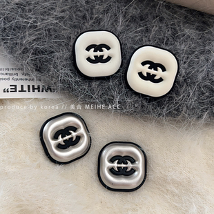 贵气小香 优雅秋冬小香风CC耳钉撞色ins设计立体时髦字母耳环 法式