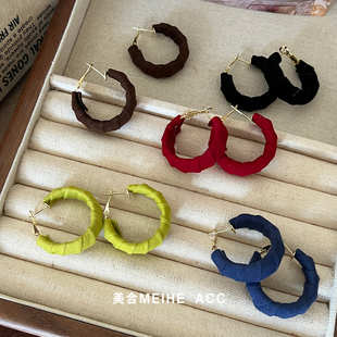 秋意情调~复古缠绕仿麂皮毛绒圈圈耳环港风复古丝绒简约纯色耳圈