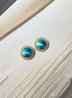 TRACYCHU 非金属玻璃耳饰时尚轻奢宫廷复古风冰蓝色水钻气质耳饰