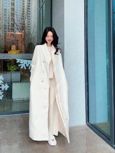 TRACY CHU 奶油色长款90超白鹅绒静奢风羽绒服