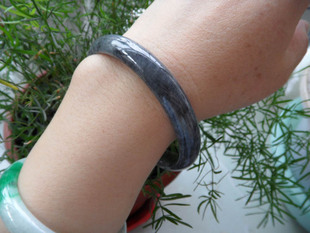 官方A货翡翠手镯墨色乌鸡玉镯58送权威证书R