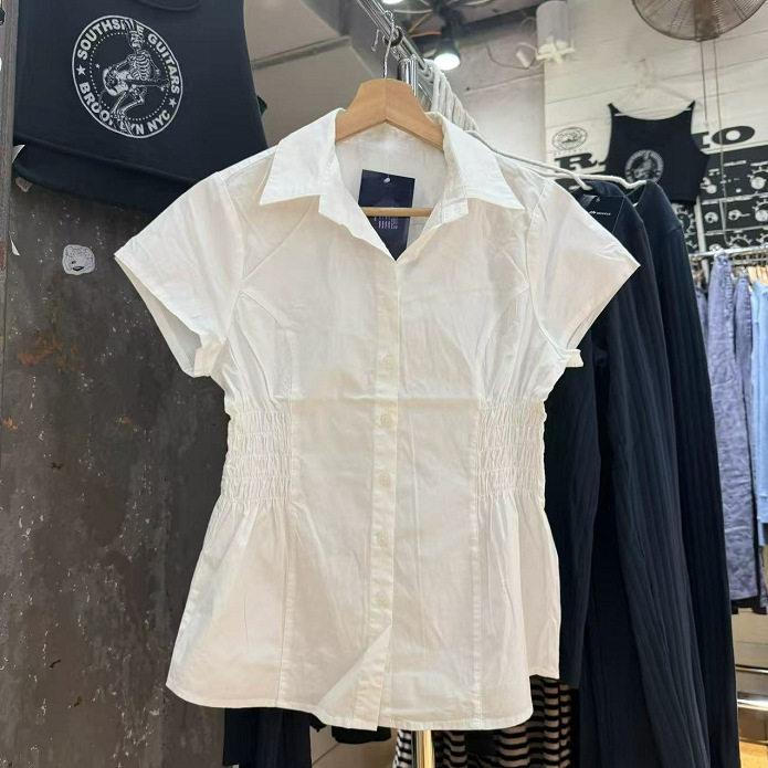 小海鸥白色收腰polo短袖