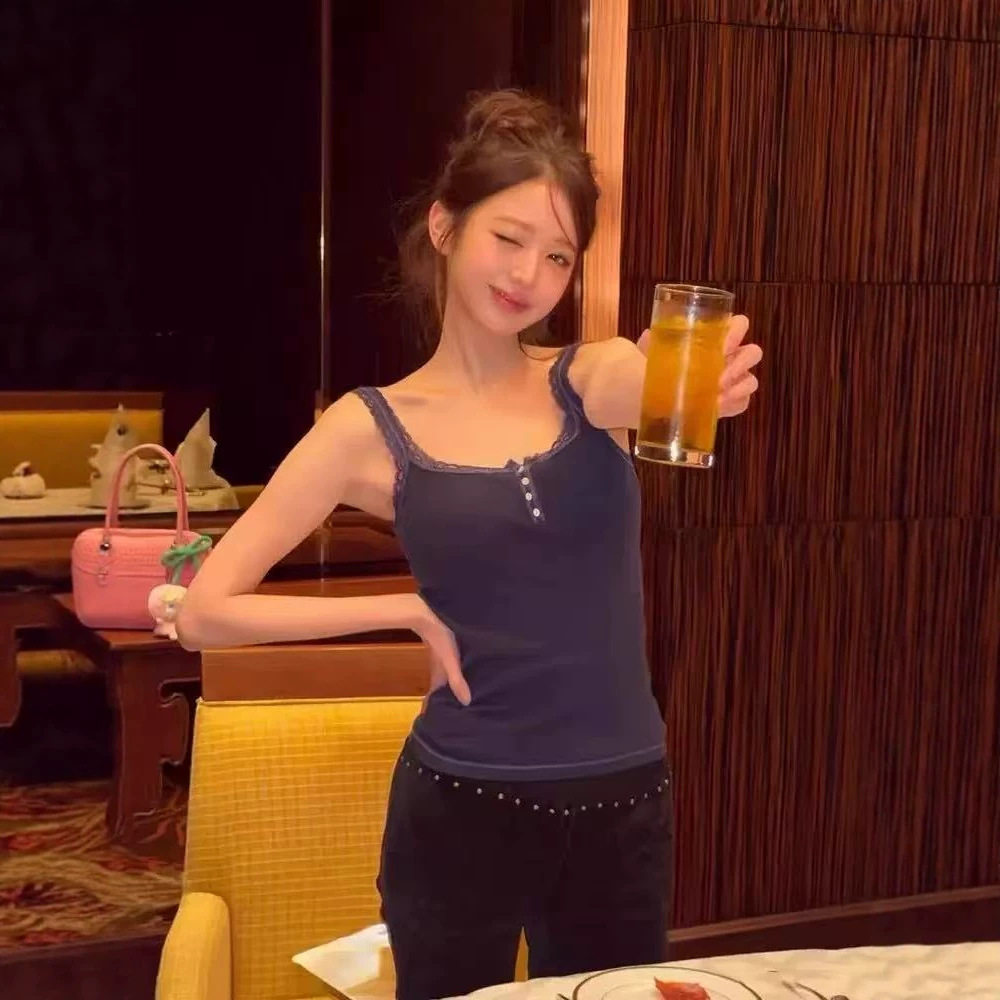 小海鸥张元英同款藏蓝蕾丝吊带背