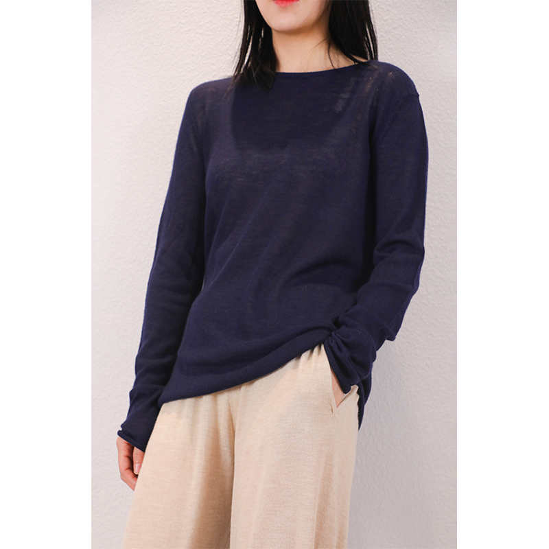 东雍 无束缚感 精纺圆领不对称挑孔套头羊绒针织打底衫外穿内搭