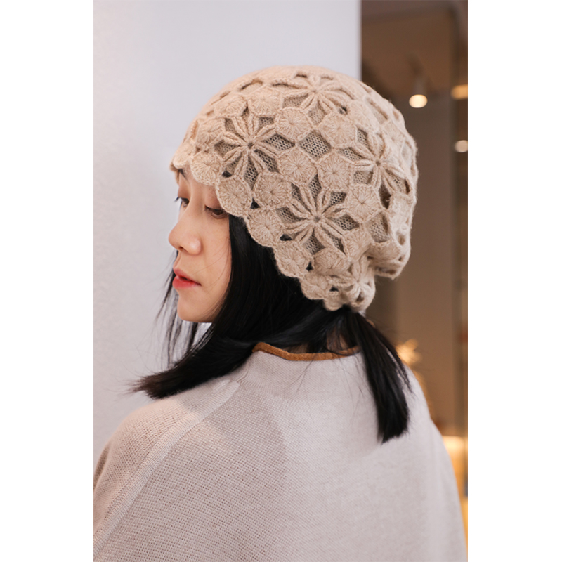 手工双层镂空钩花羊绒针织贝雷帽