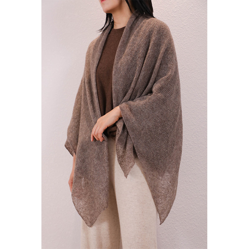 复古蓬松羊绒针织白厂丝围巾披肩