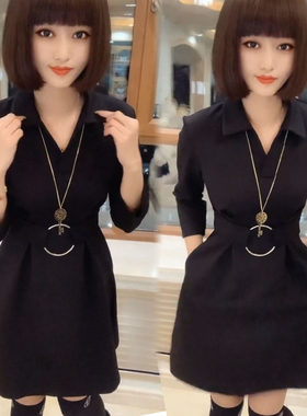 洋气连衣裙2026秋季新款中长款设计感显瘦女时尚百搭冬V领衬衫裙