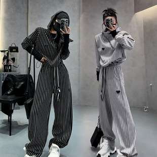 连帽宽松上衣高腰阔腿裤 简约设计感时尚 新款 女2024秋季 两件套 套装