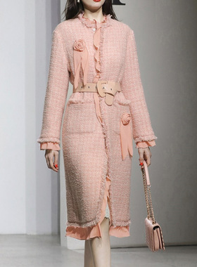 2025秋冬季女装新款粉色修身粗花呢子大衣复古加厚收腰毛呢外套女