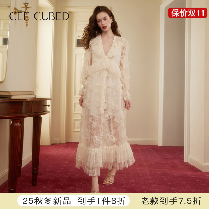 CEECUBED泡泡袖大V领长袖连衣裙