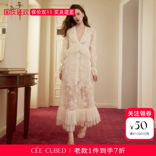CEECUBED泡泡袖大V领长袖连衣裙