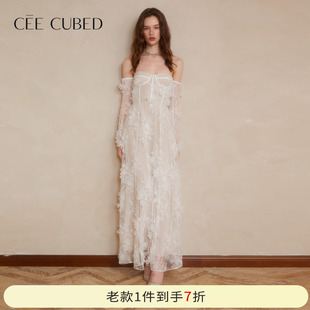 CEE CUBED白色蕾丝立体花朵长袖一字肩抹胸长裙连衣裙25早秋新款