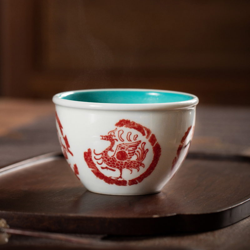 枭窑手工手绘内拓片四神杯釉里红