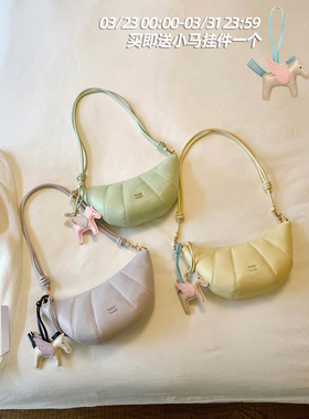 南风Chio2nd 月牙船新月包包女2026爆款超火春夏小众单肩斜挎小包