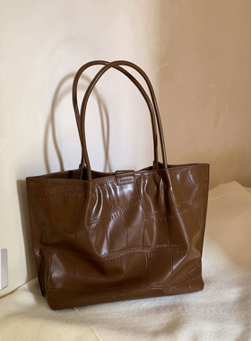 南风Chio2nd 金秋周刊托特包2024新款通勤复古包包女大容量单肩包