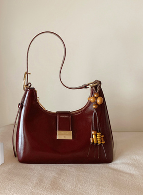 南风Chio2nd 墨玉流光腋下包包女2025新款红色婚包质感单肩斜挎包