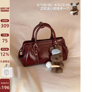 南风Chio2nd 高级感红色包包女单肩斜挎包 柏林报刊手提包2026新款