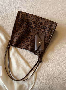 南风Chio2nd 香榭曼卡托特包女大容量2026新款时尚豹纹手提单肩包